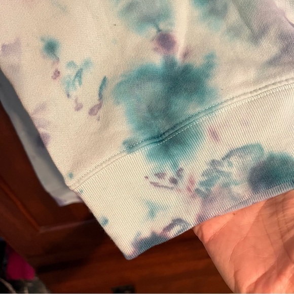 Pink Victorias Secret Baby Blue Off the Shoulder Tie Dye Sweatshirt EUC It#C56 - Picture 15 of 15